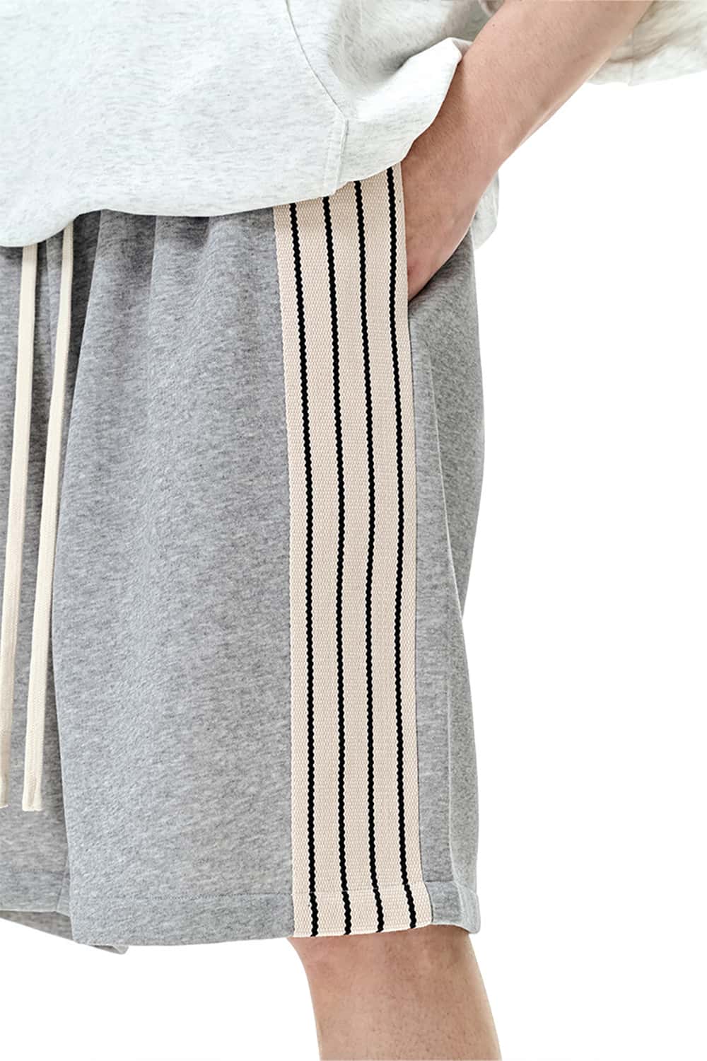 Casual Contrast Stripe Athletic Shorts - Mid-Length