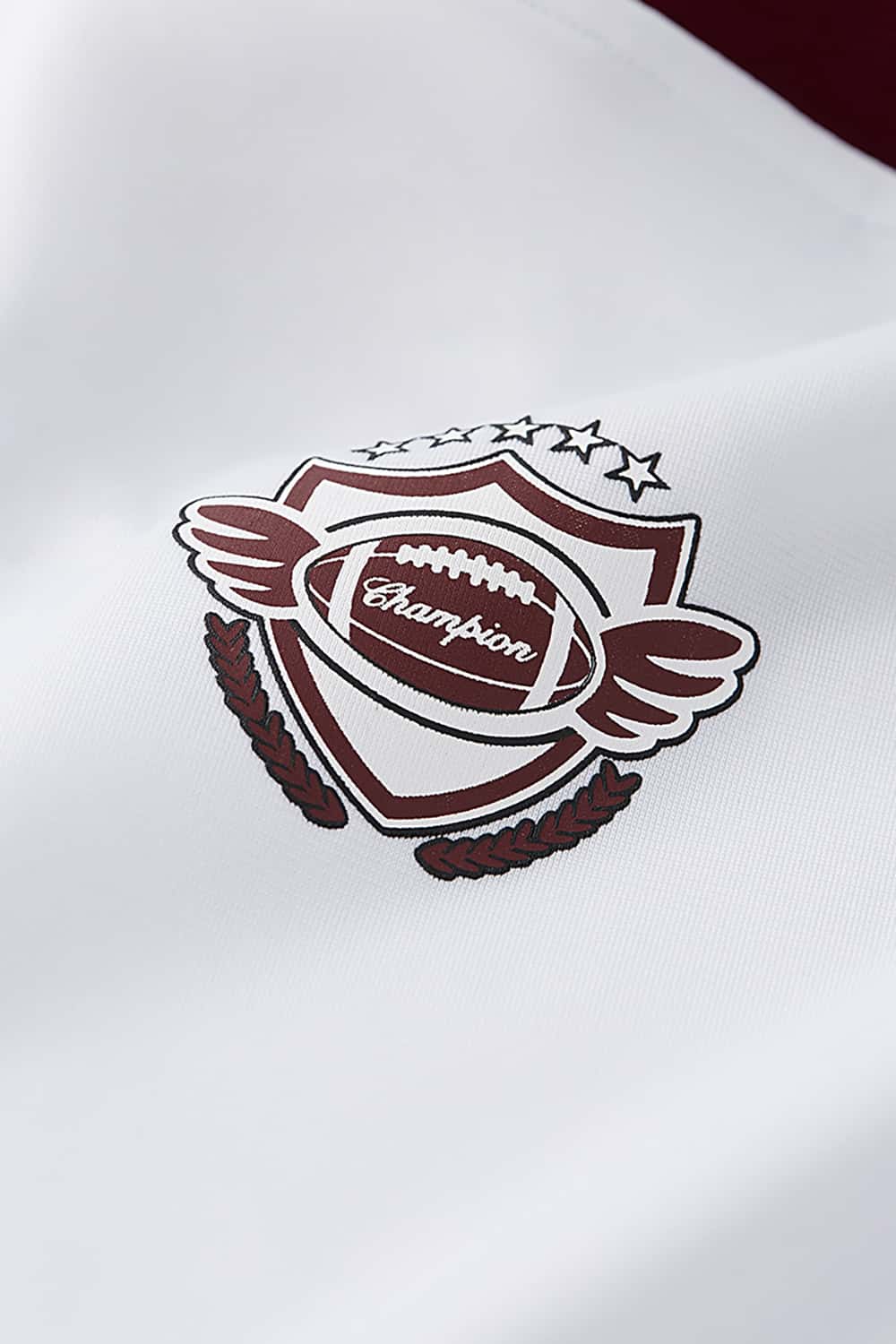 Graphic Color-Block Raglan-Sleeve Sporty T-Shirt in White - product detail close-up