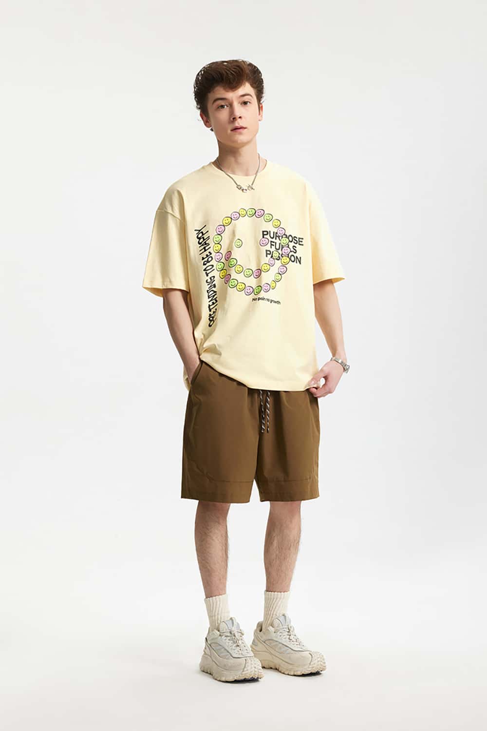 Smiley Face Cracked Print T-Shirt - Loose Fit Personalized Short Sleeve