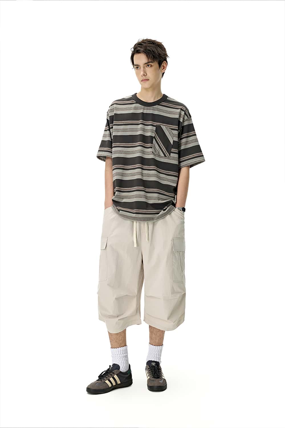 Utility Cargo Cropped Pants - Casual Seven-Eighth Length Trousers with Pockets