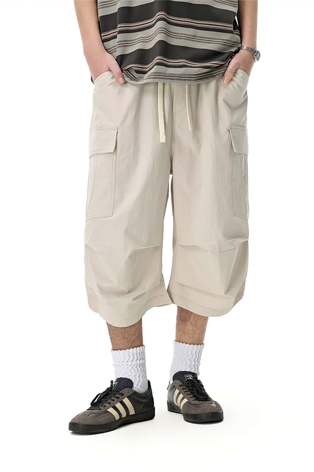 Utility Cargo Cropped Pants - Casual Seven-Eighth Length Trousers with Pockets