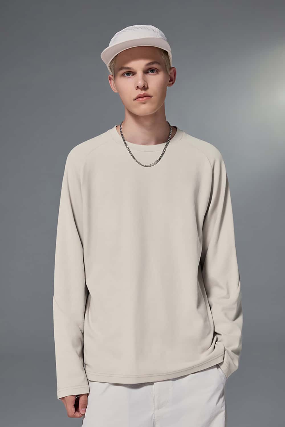 #Color_Khaki