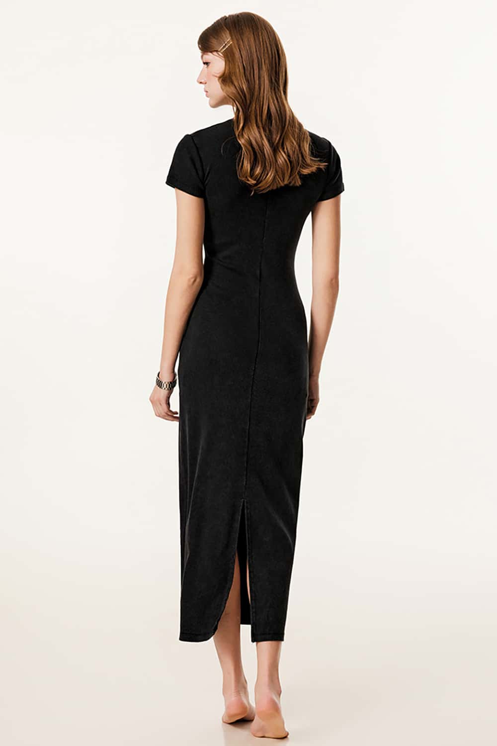 Slimming Hip-Hugging Dress with Slit - Figure-Enhancing Long Dress