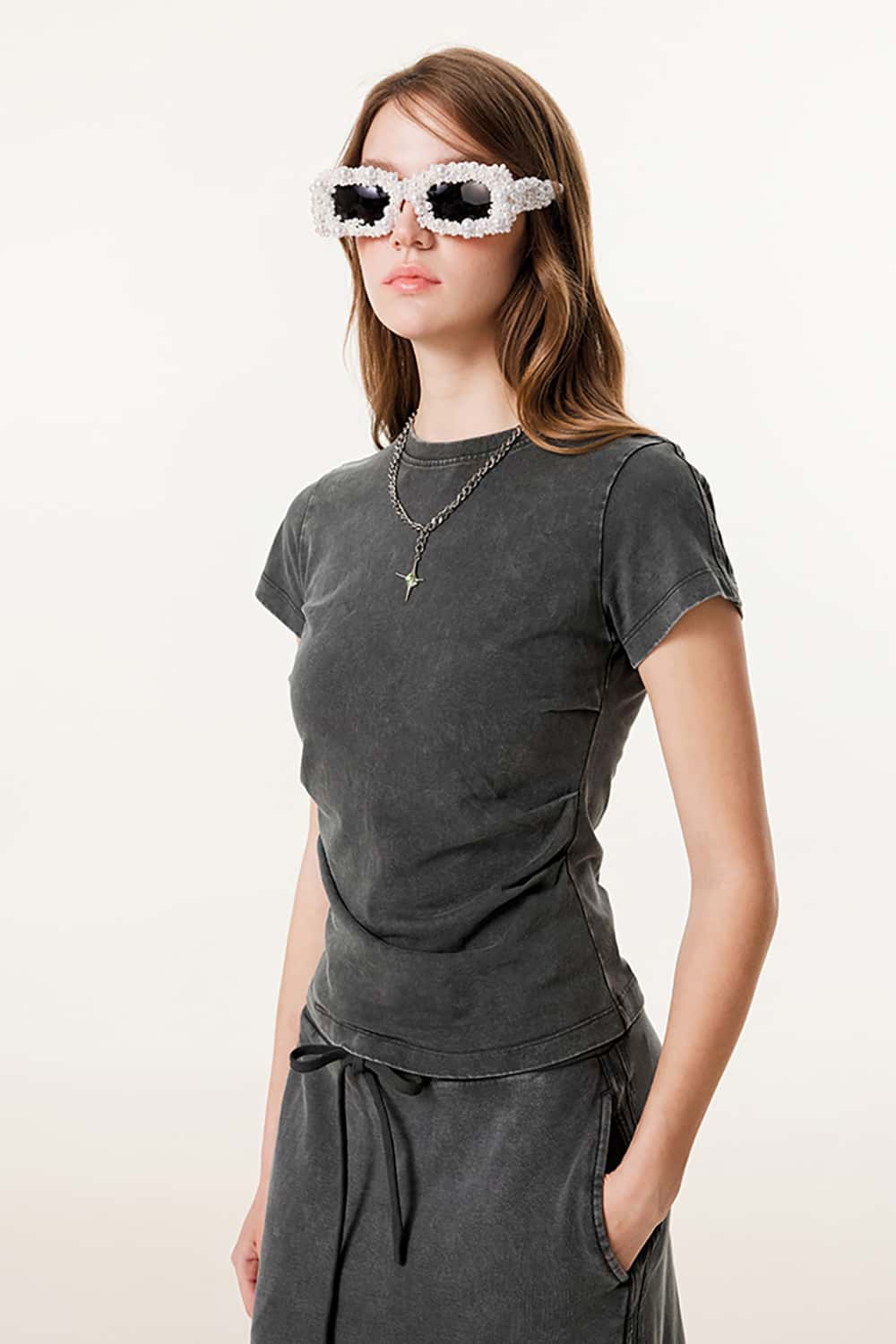 Y2K Ruched Waist Slimming T-Shirt - Water-Washed Short Sleeve with Structured Shoulders