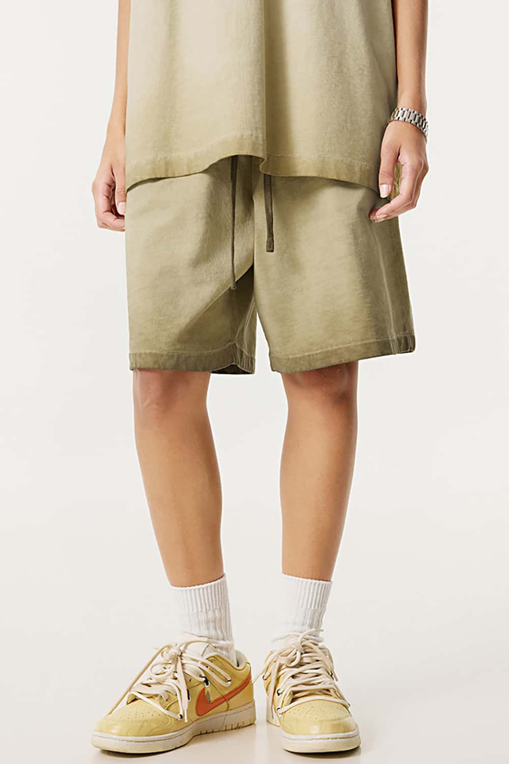 Heavyweight Drawstring Casual Sports Shorts with Vintage Raw Hem