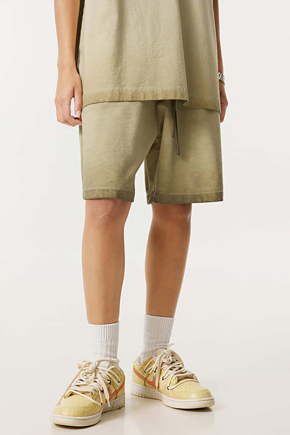 Heavyweight Drawstring Casual Sports Shorts with Vintage Raw Hem