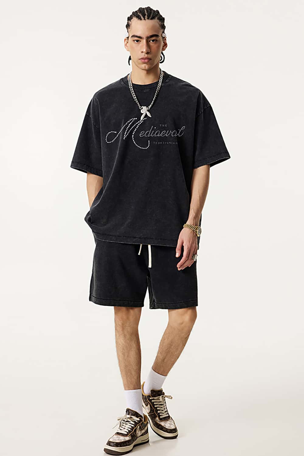 Vintage Pearl-Stud Graphic Tee - Vintage Black