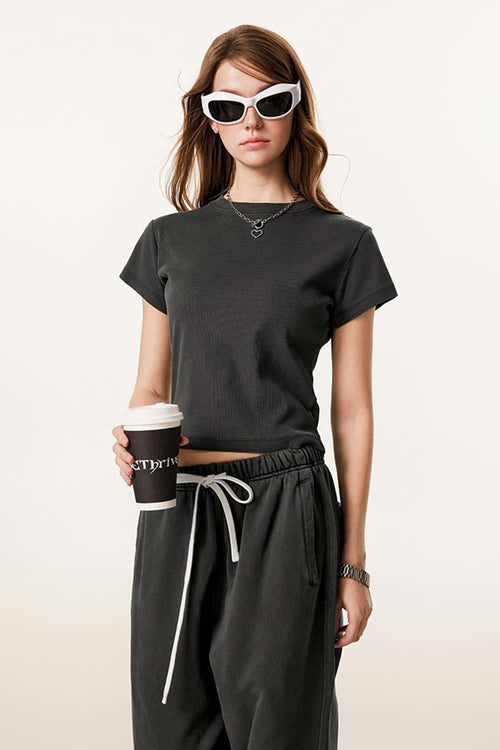 Form-Fitting Breathable Short Sleeve Tee - Dark Gray