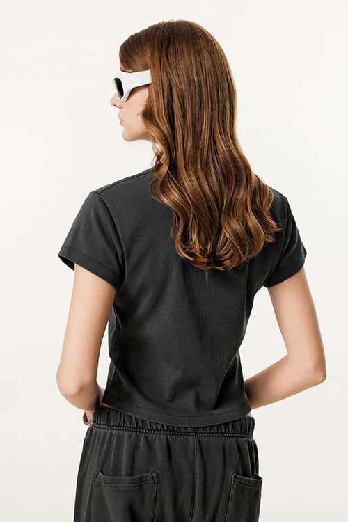 Form-Fitting Breathable Short Sleeve Tee - Dark Gray