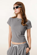 Form-Fitting Breathable Short Sleeve Tee - Medium Gray