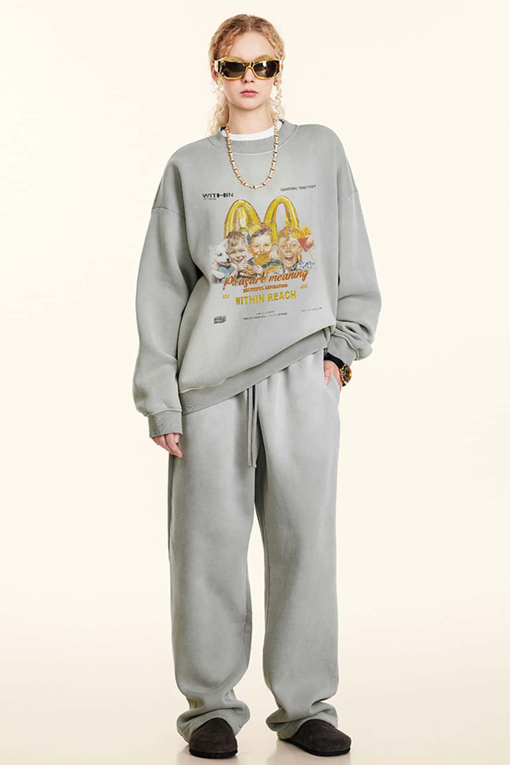Washed Graphic Crewneck Sweatshirt