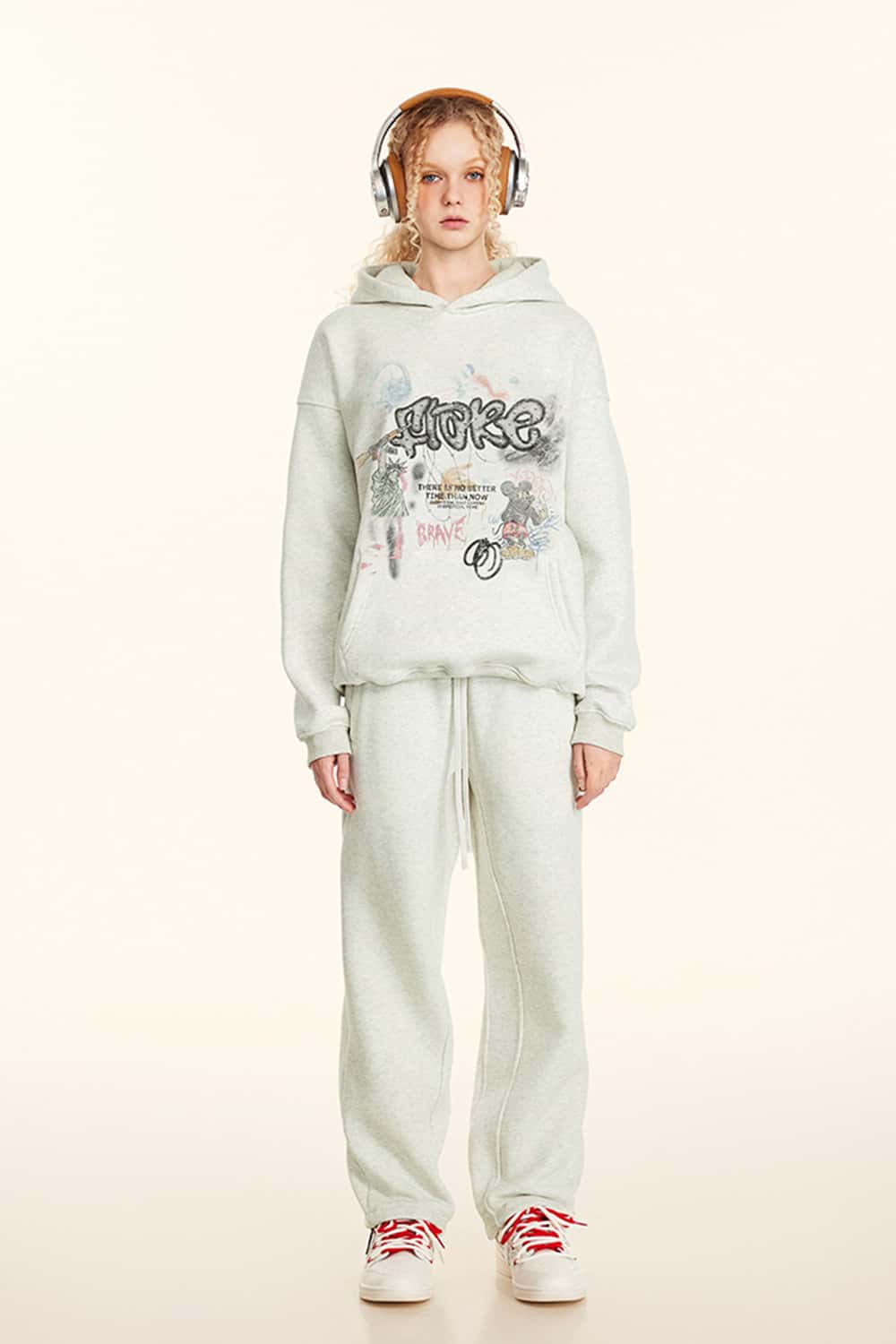 Graffiti Print Pullover Hoodie