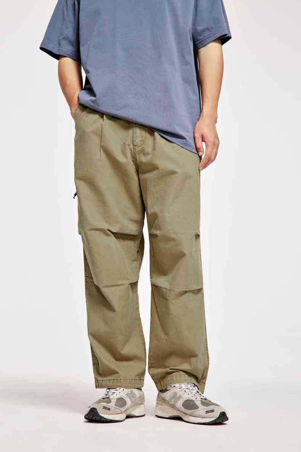 #Color_Khaki