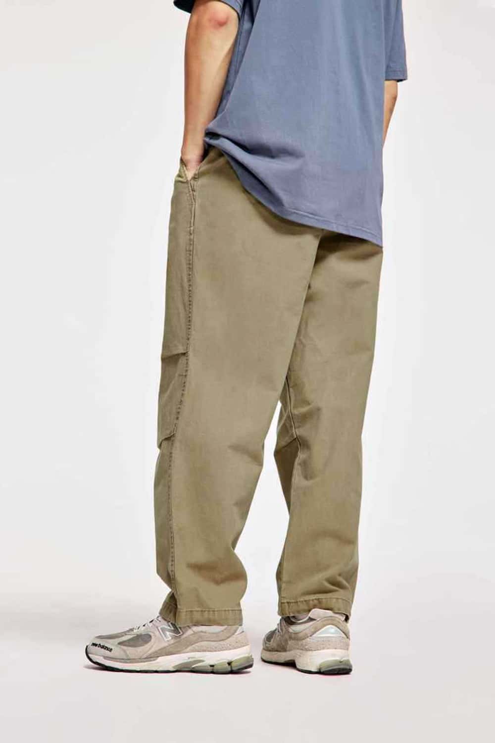 #Color_Khaki