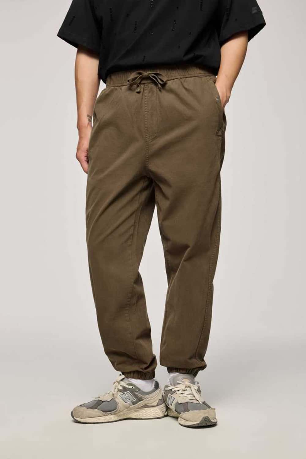 Multi-Pocket Utility Cargo Jogger Pants