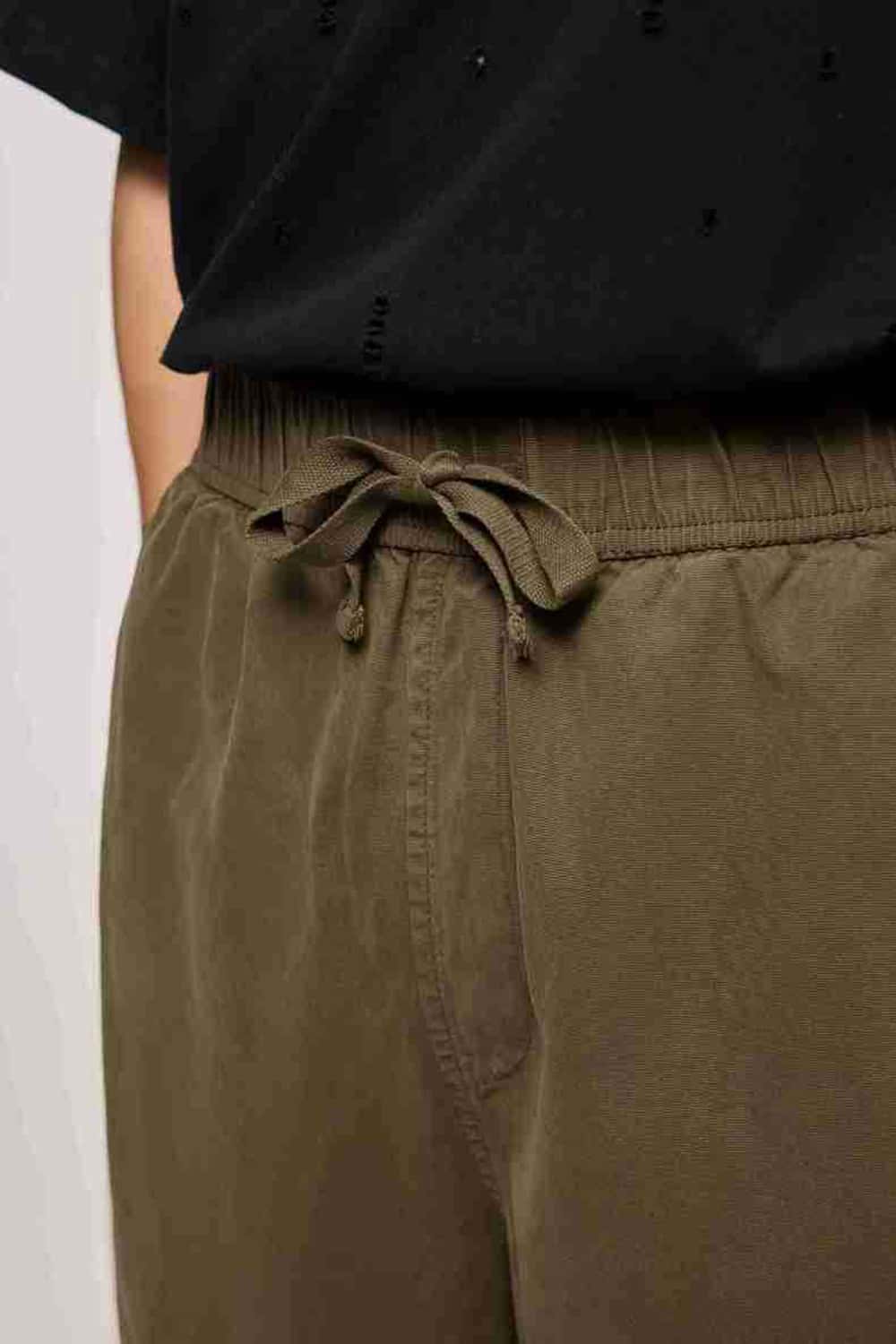 Multi-Pocket Utility Cargo Jogger Pants