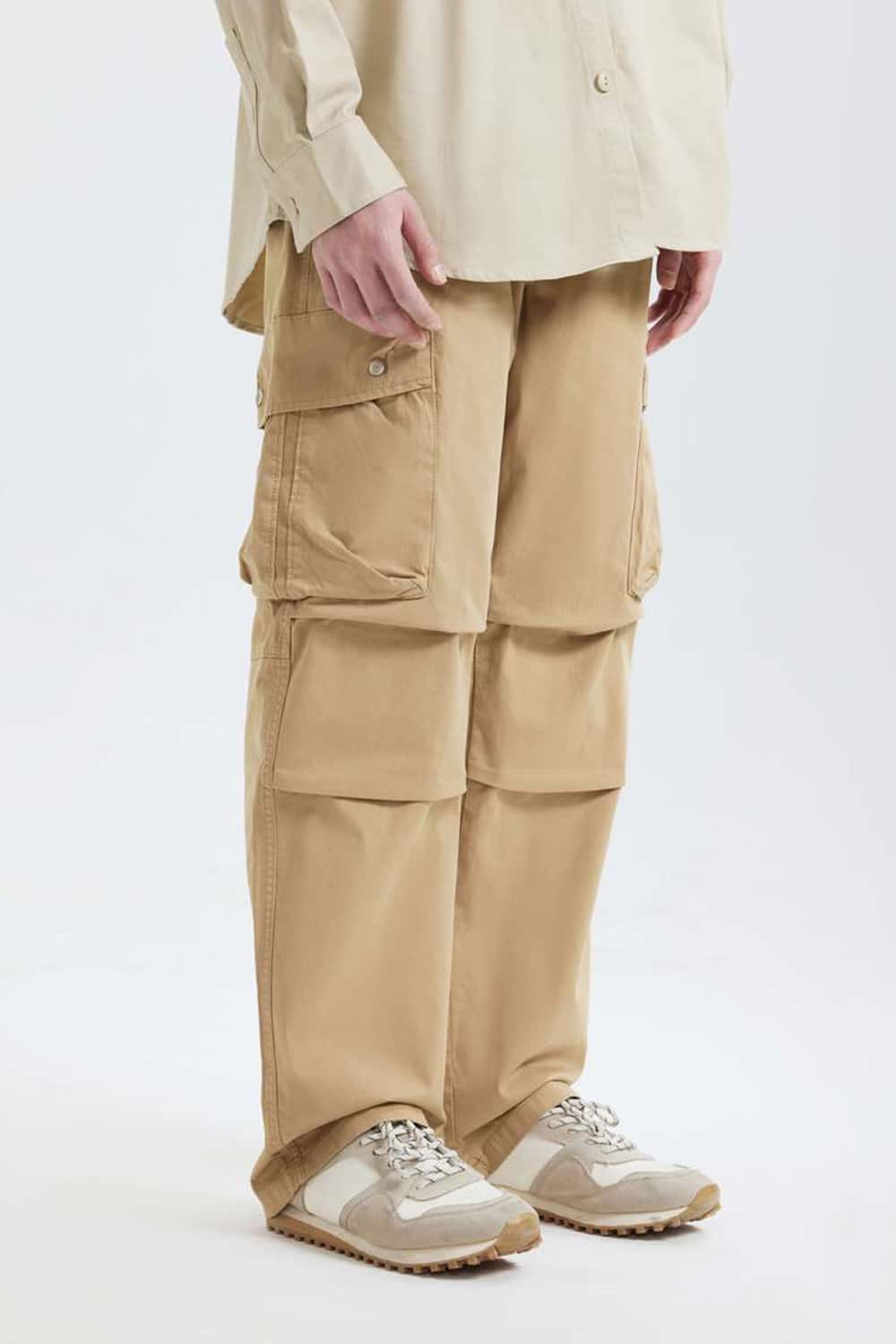 #Color_Khaki