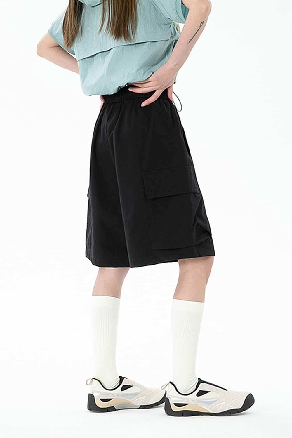 Outdoor Hiking Cargo Shorts _ Waterproof & Breathable Five-Pocket Shorts