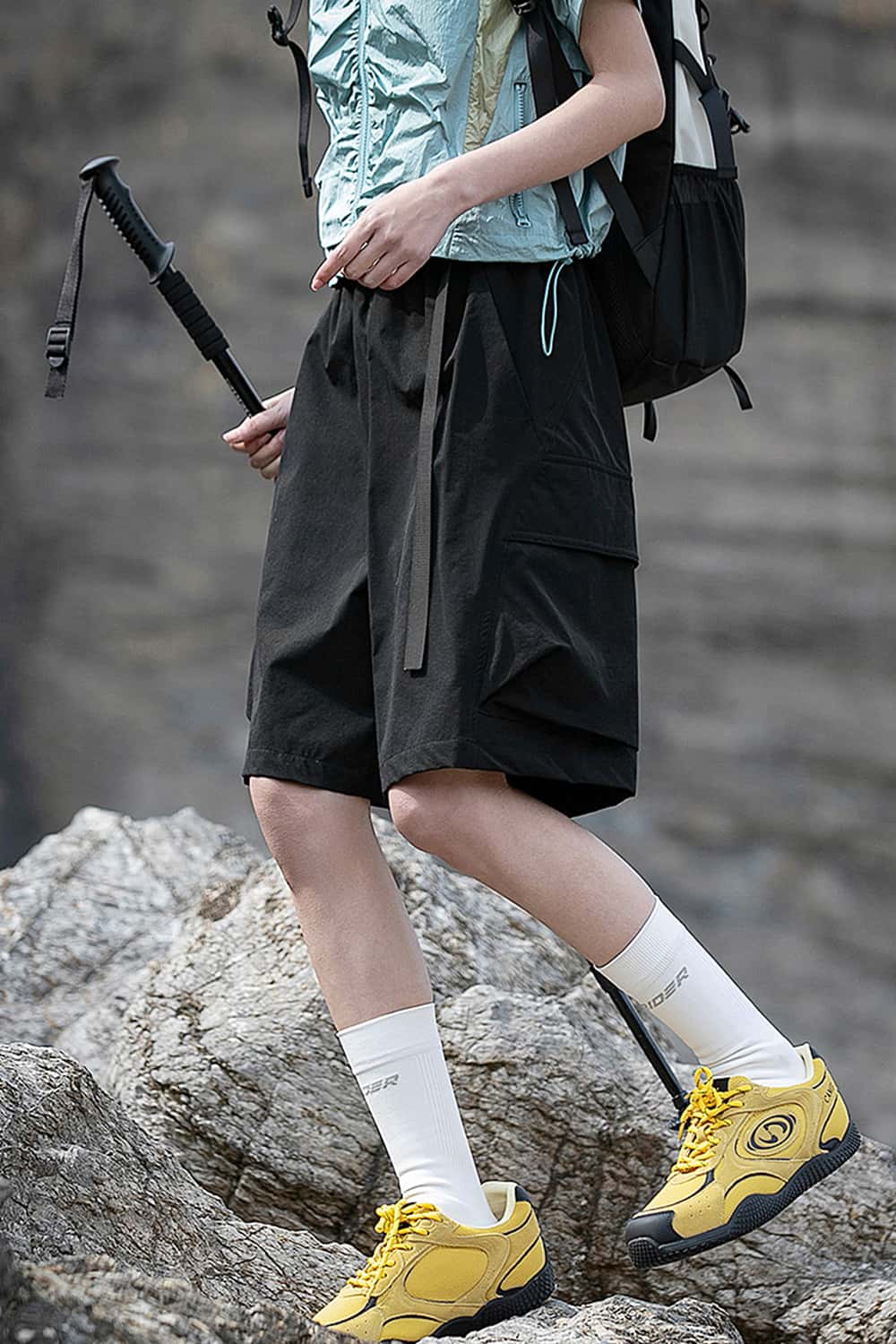 Outdoor Hiking Cargo Shorts _ Waterproof & Breathable Five-Pocket Shorts