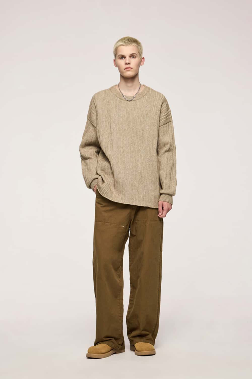 #Color_Khaki