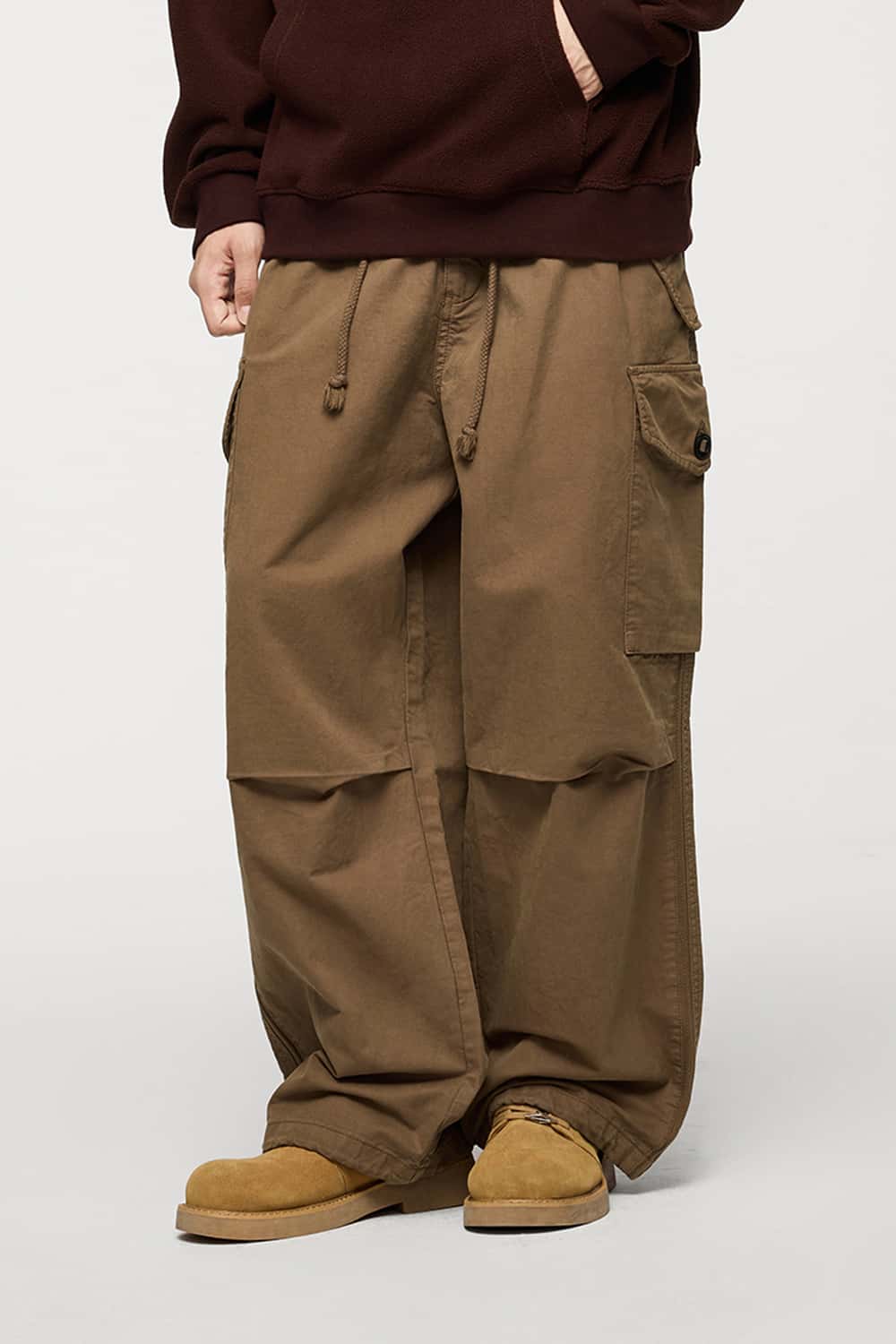 #Color_Khaki