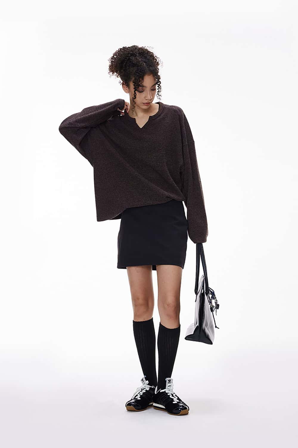 Waffle Knit V-Neck Long Sleeve T-Shirt _ Relaxed Fit Blended Fabric