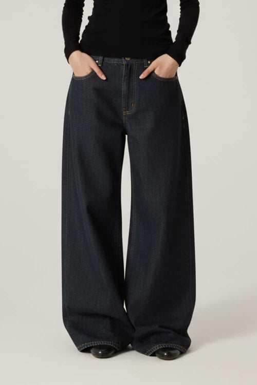 Vintage Wide-Leg Raw Denim Jeans - Blue
