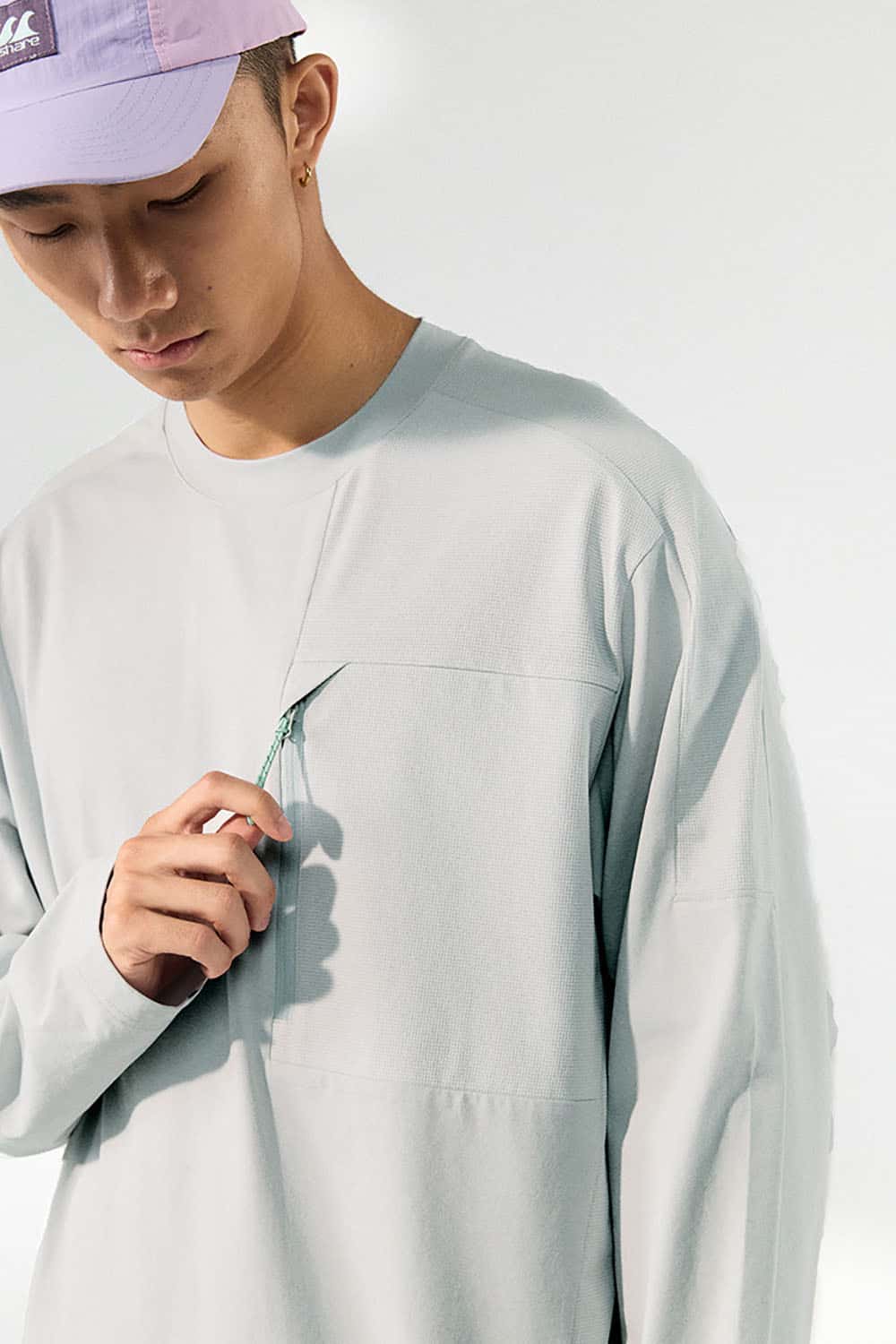 Zipper Pocket Long Sleeve Performance Tee _ Outdoor Quick-Dry Contrast Crewneck Base Layer
