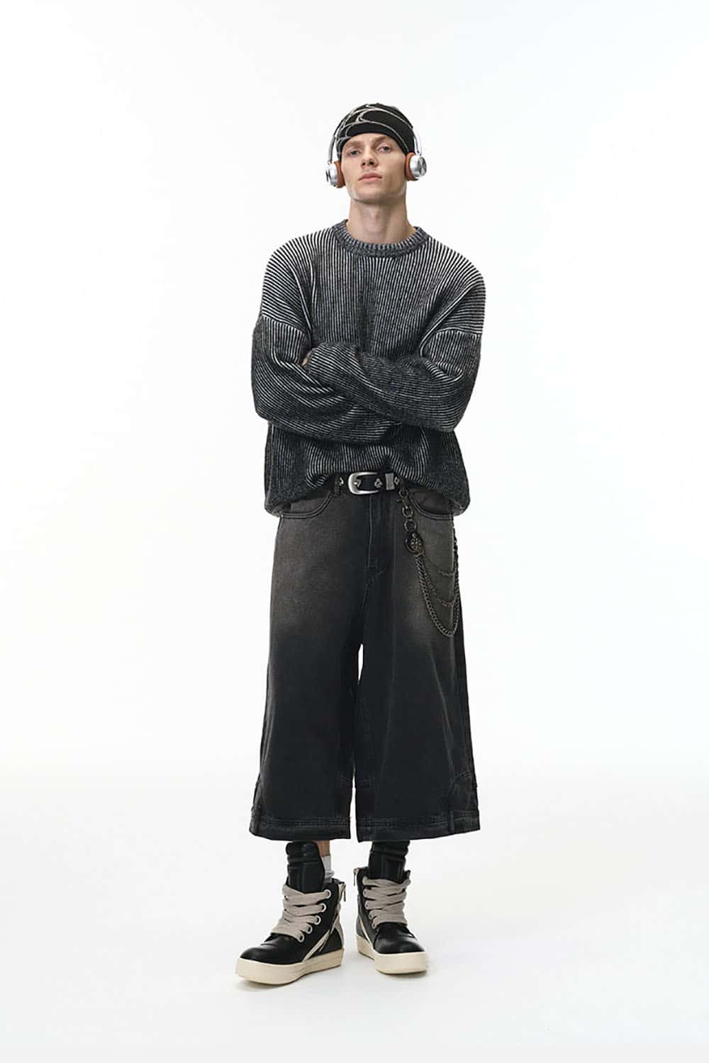 Cleanfit Dual-Tone Sweater _ Street Style Loose Fit Crewneck Knit Top