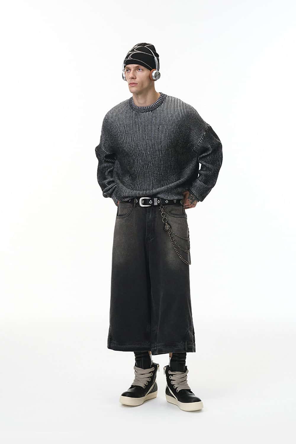 Cleanfit Dual-Tone Sweater _ Street Style Loose Fit Crewneck Knit Top