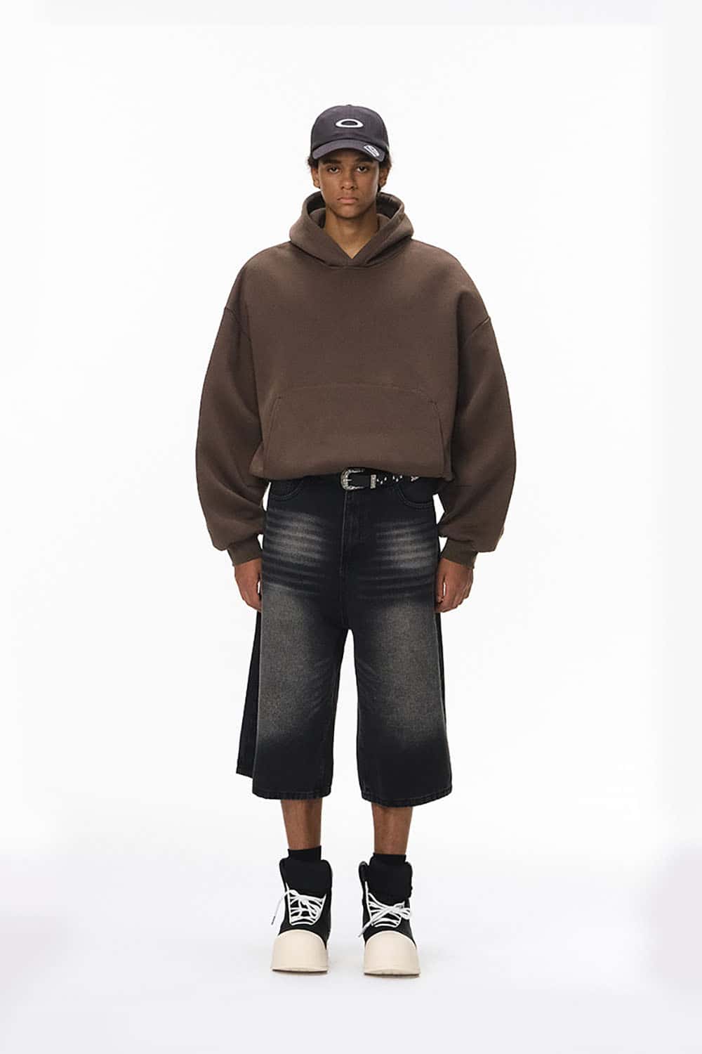 Cropped Plush Hoodie _ Curved Hem Fleece-Lined Eggshell Velvet Sweatshirt