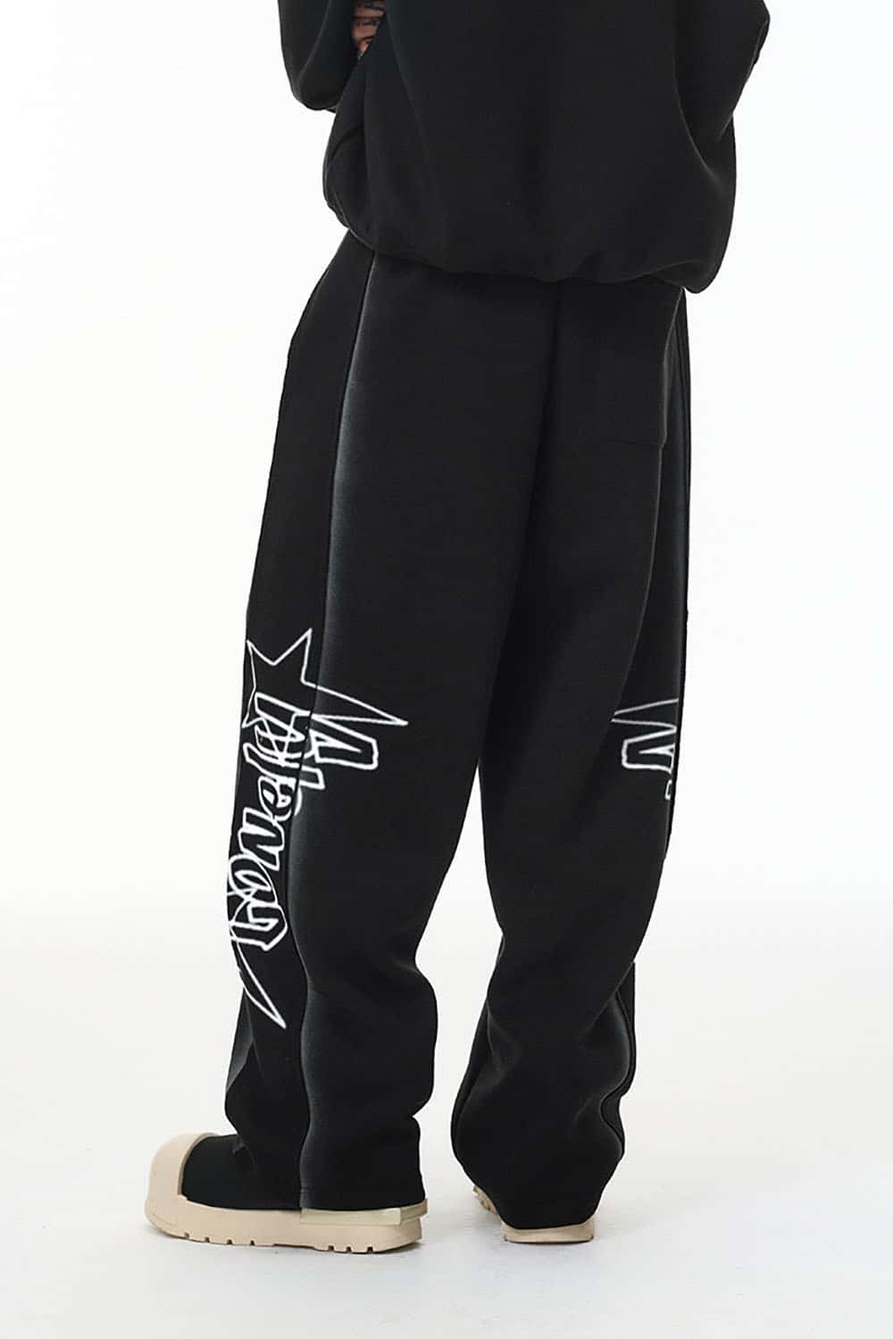 Techwear Air-Layer Wide-Leg Sweatpants _ Curved Panel Spray-Print Graphic Joggers