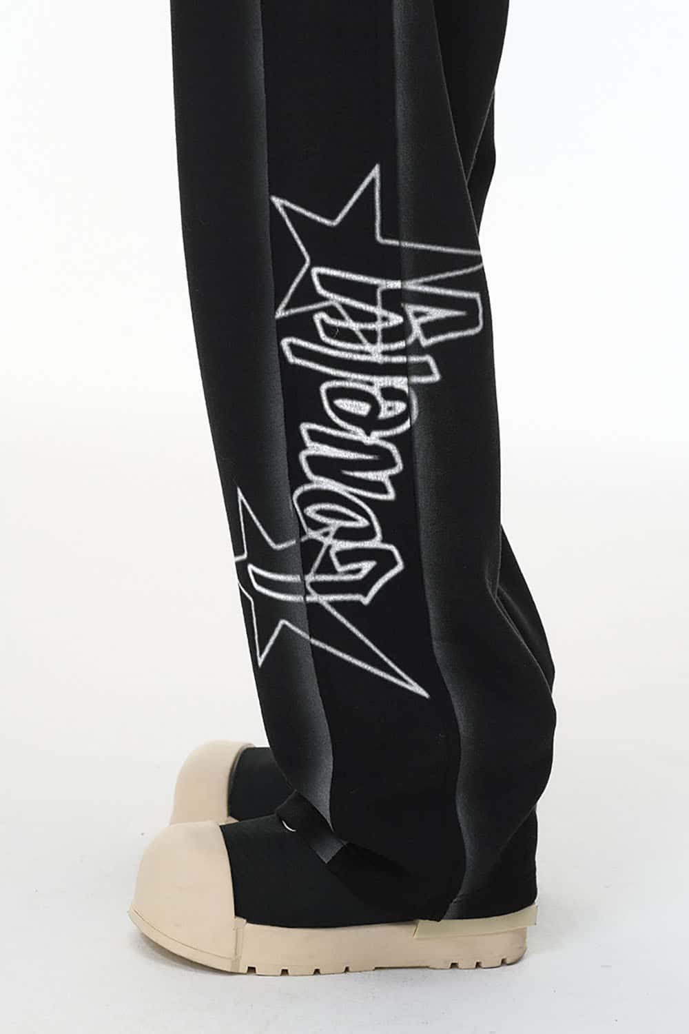 Techwear Air-Layer Wide-Leg Sweatpants _ Curved Panel Spray-Print Graphic Joggers