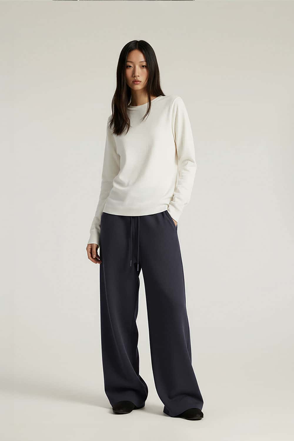 Lyocell Air-Layer Relaxed Banana Pants _ Mid-Rise Wide-Leg Flow Pants