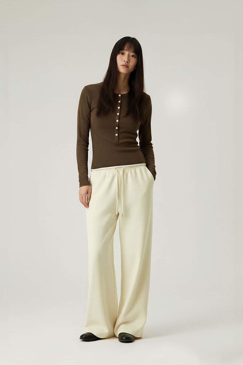 Lyocell Air-Layer Relaxed Banana Pants _ Mid-Rise Wide-Leg Flow Pants