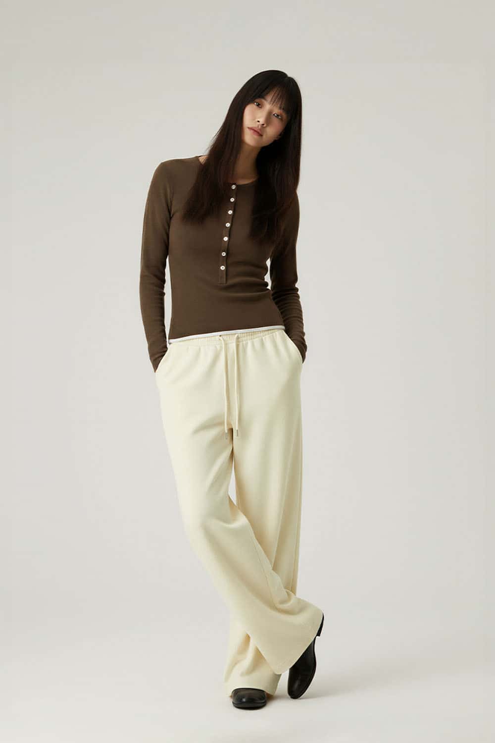 Lyocell Air-Layer Relaxed Banana Pants _ Mid-Rise Wide-Leg Flow Pants