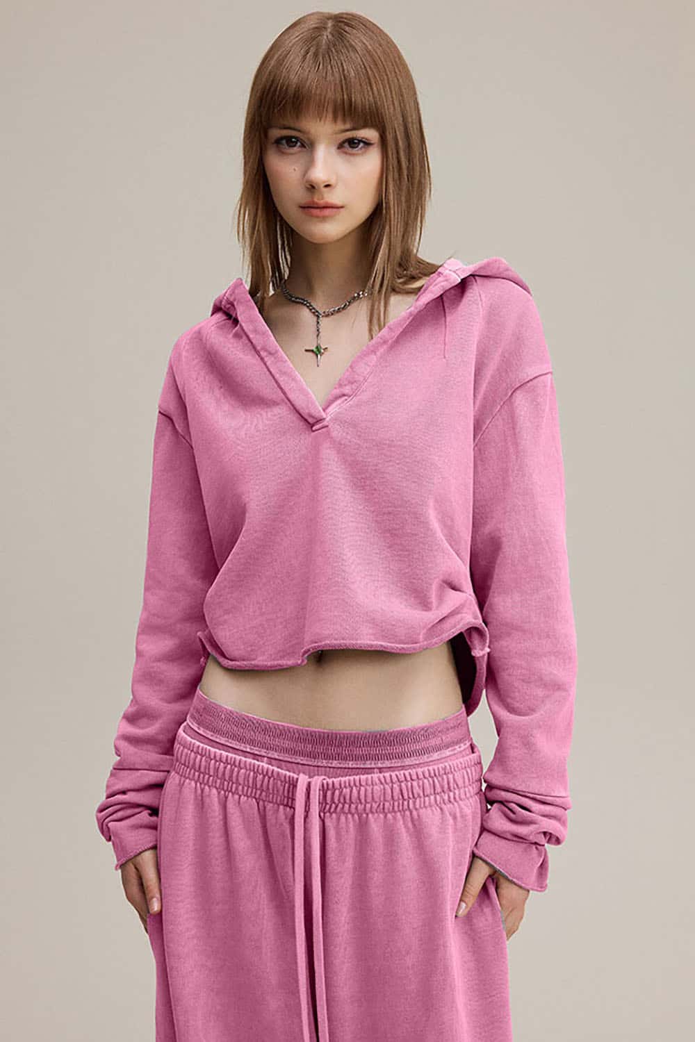 Vintage V-Neck Ruched Cropped Hoodie _ Long Sleeve Relaxed Fit Pullover Top