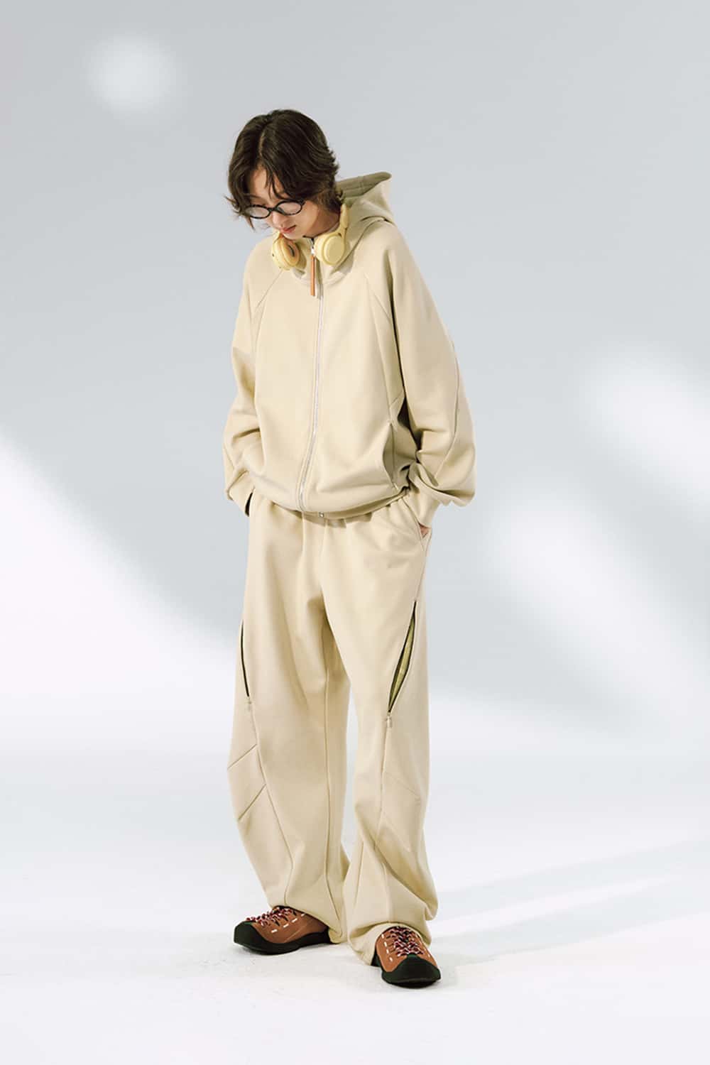 Performance Drawstring Curved Pants - Khaki
