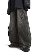 Irregular-Cut Curved-Seam Jeans - Black