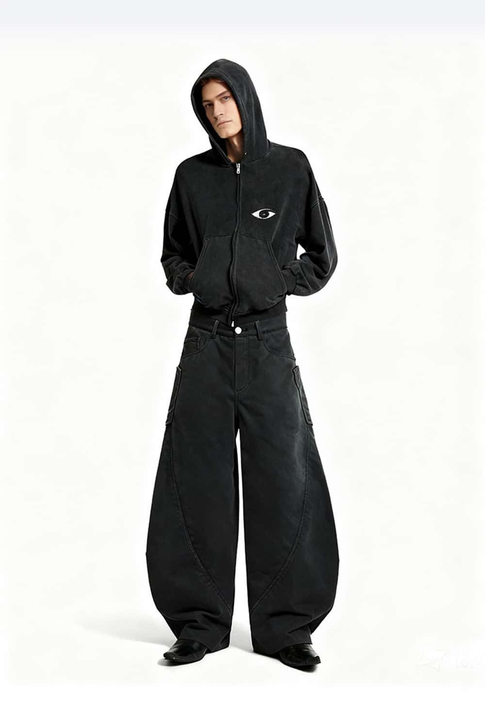 Fleece-Lined Curved Cargo Pants - Black