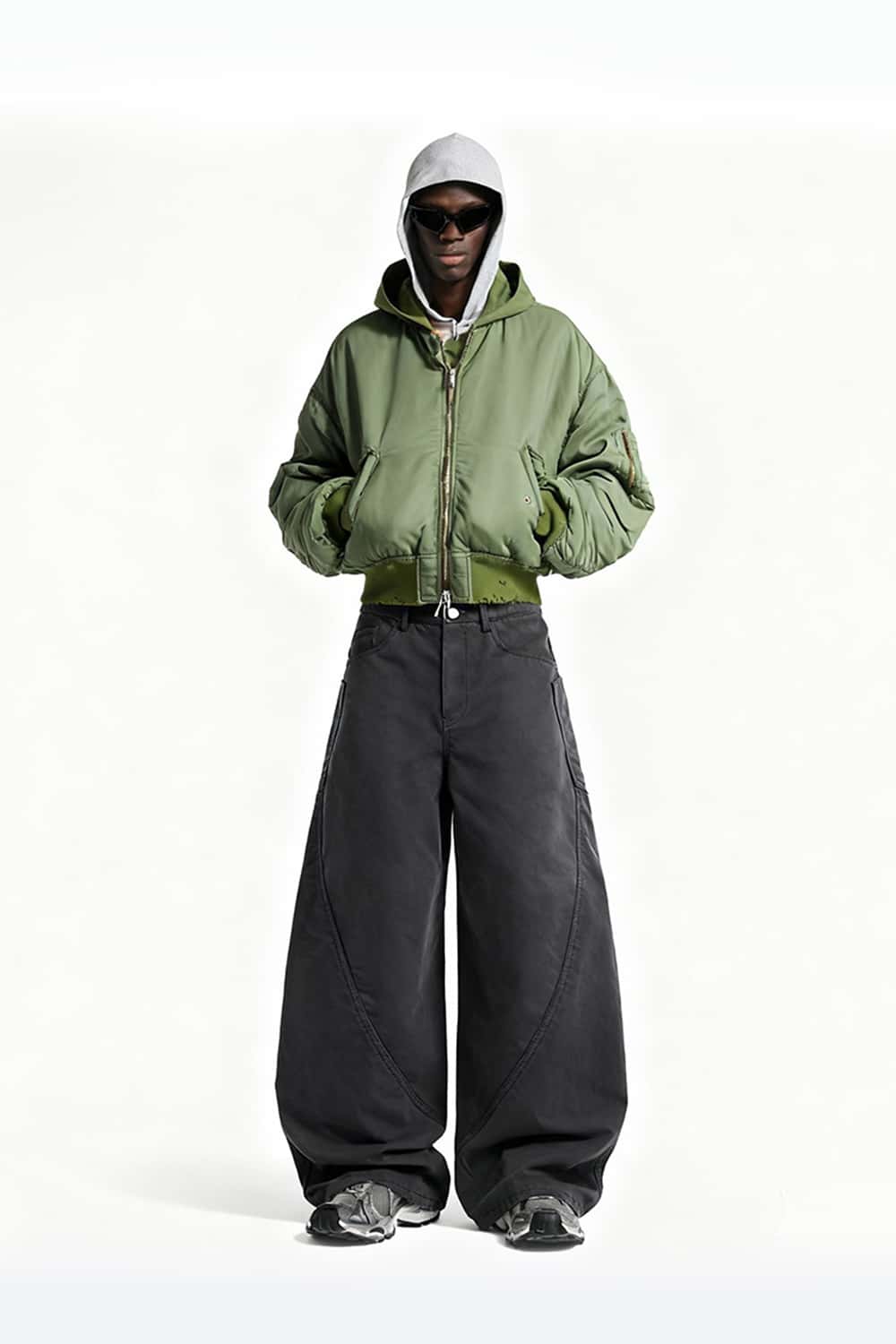 Fleece-Lined Curved Cargo Pants - Rock Gray