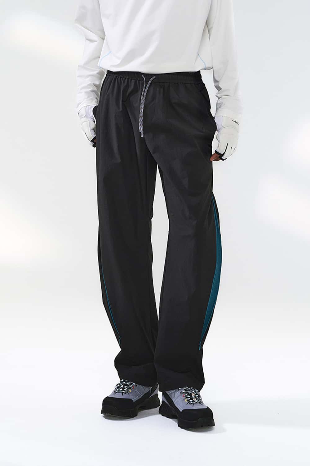 Color-Block Outdoor Hiking Pants - Black