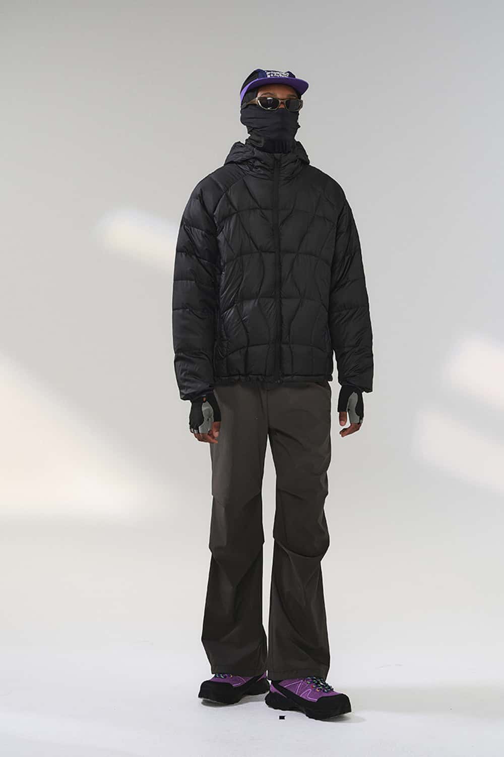 Ultra-Lightweight Hooded Puffer Jacket - Black