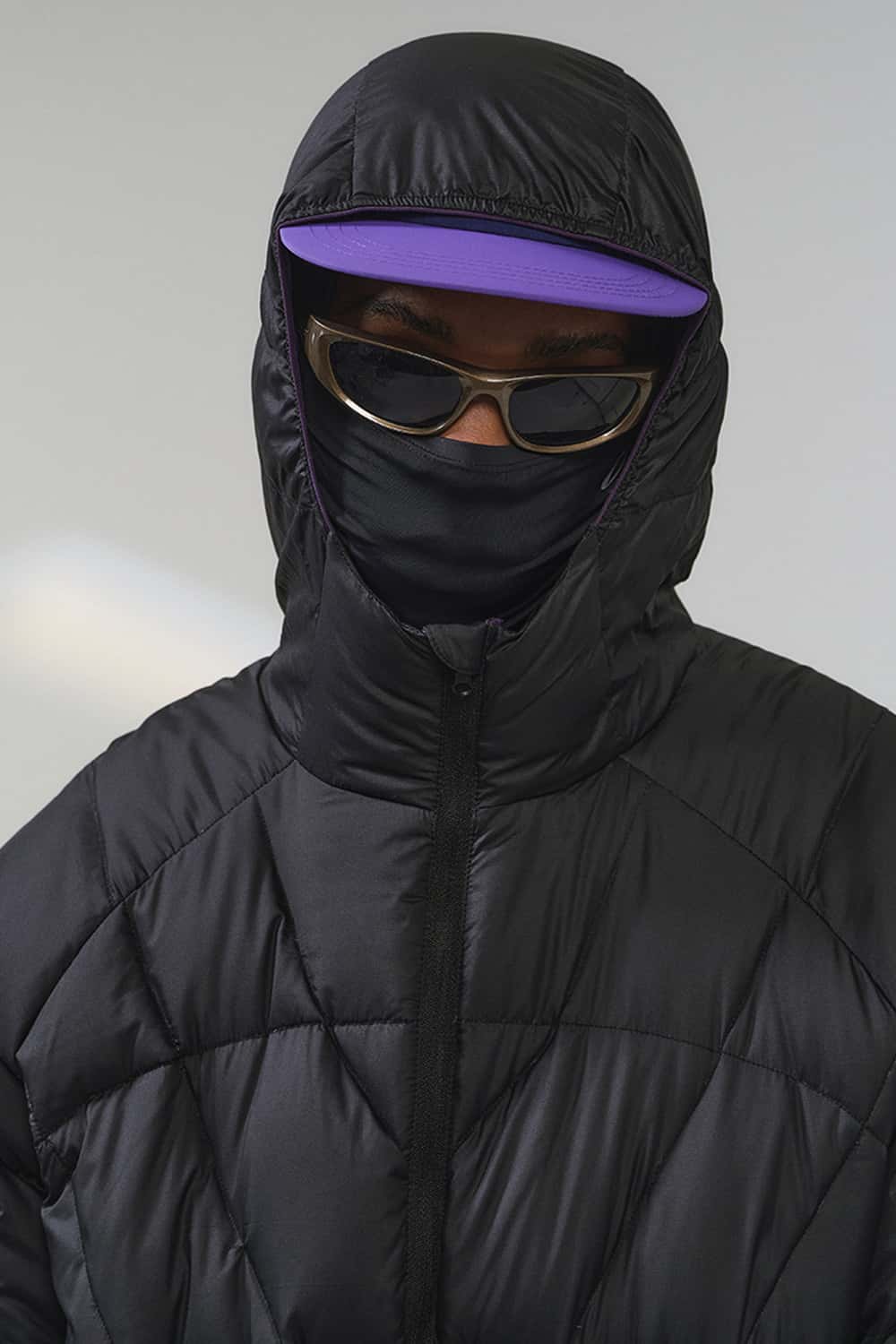 Ultra-Lightweight Hooded Puffer Jacket - Black