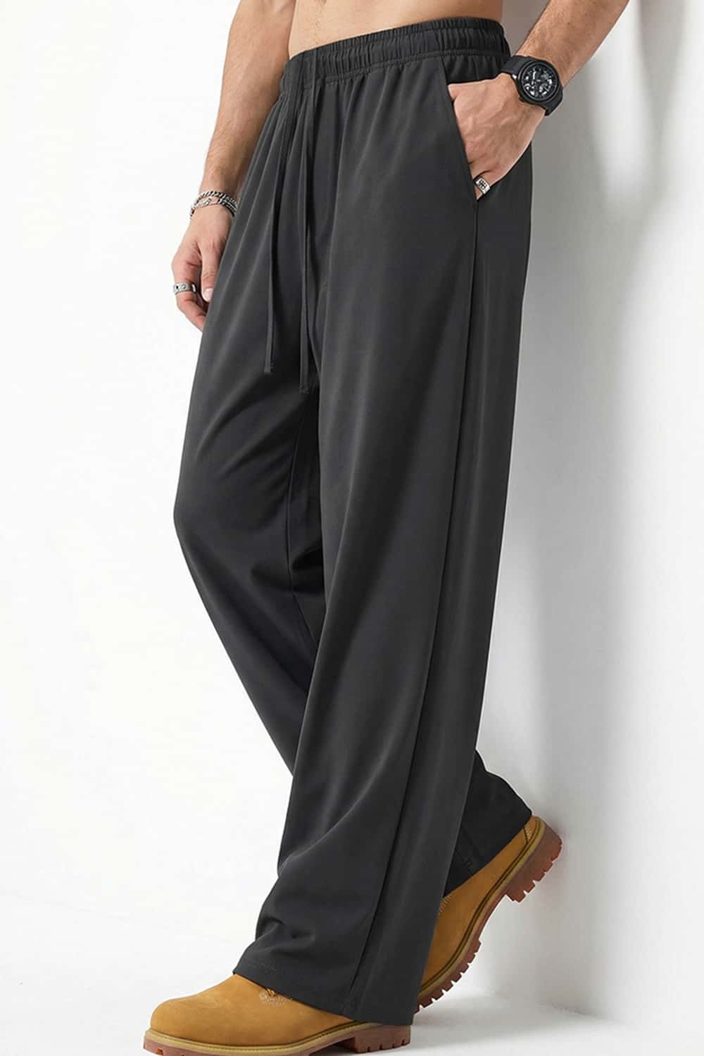 High-Stretch Relaxed Straight-Leg Trouser - Charcoal