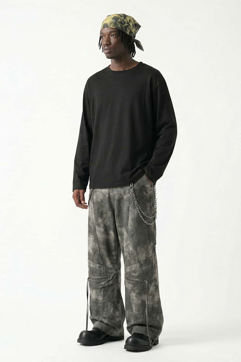 Vintage Puff-Print Long-Sleeve Crew - Active Black
