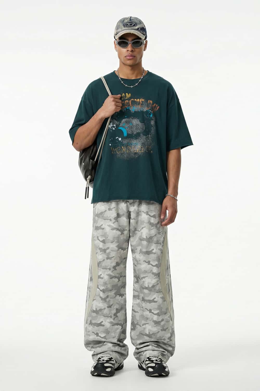 Peached Cotton Graphic Tee - Green