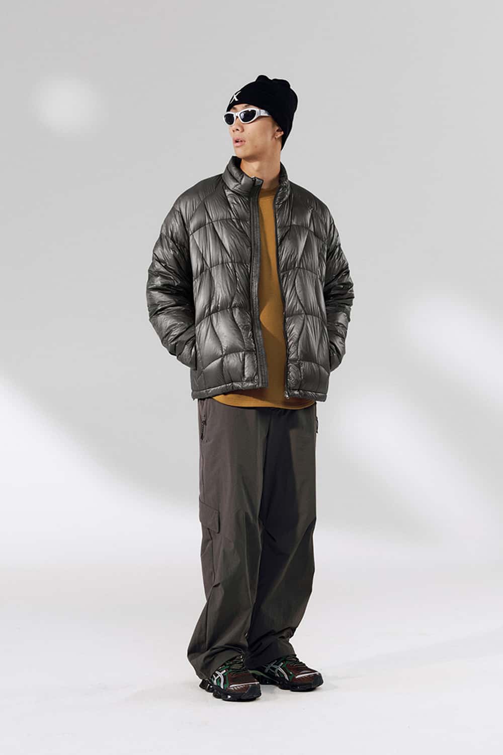 Ultra-Lightweight Stand-Collar Puffer Jacket - Charcoal