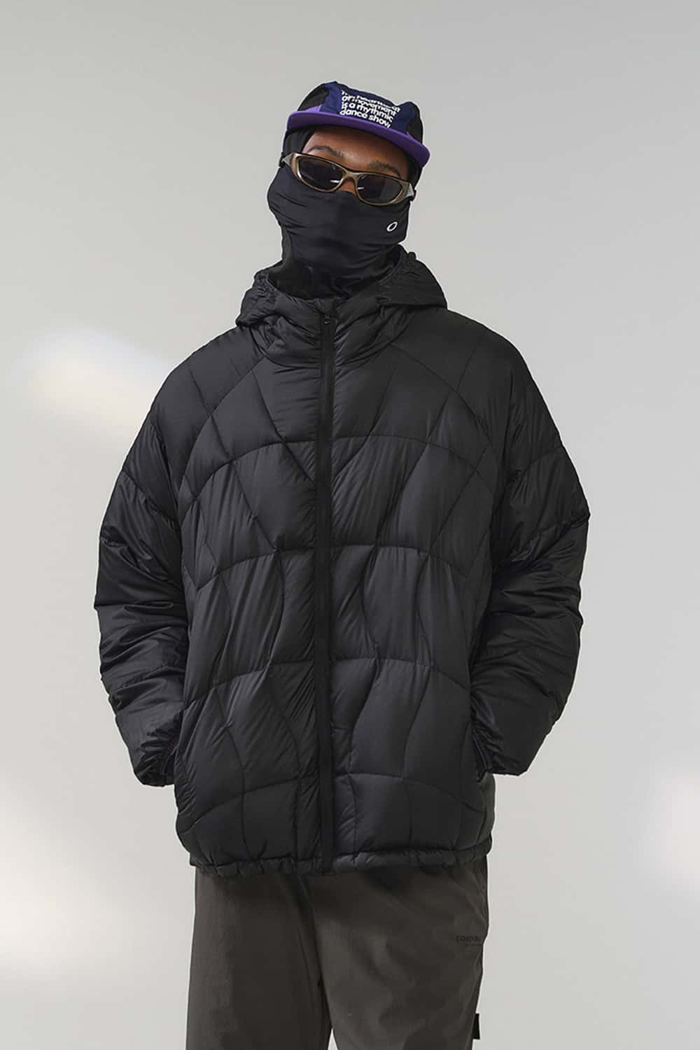 Ultra-Lightweight Windproof Hooded Puffer - Black