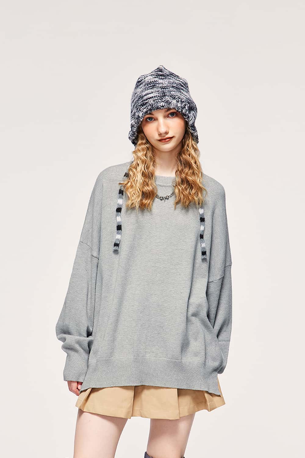 Loose Fit Crewneck Knit Sweater - Gray